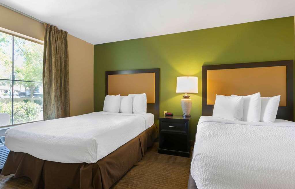 Extended Stay America Select Suites - Phoenix - Airport - E Oak St Стая снимка