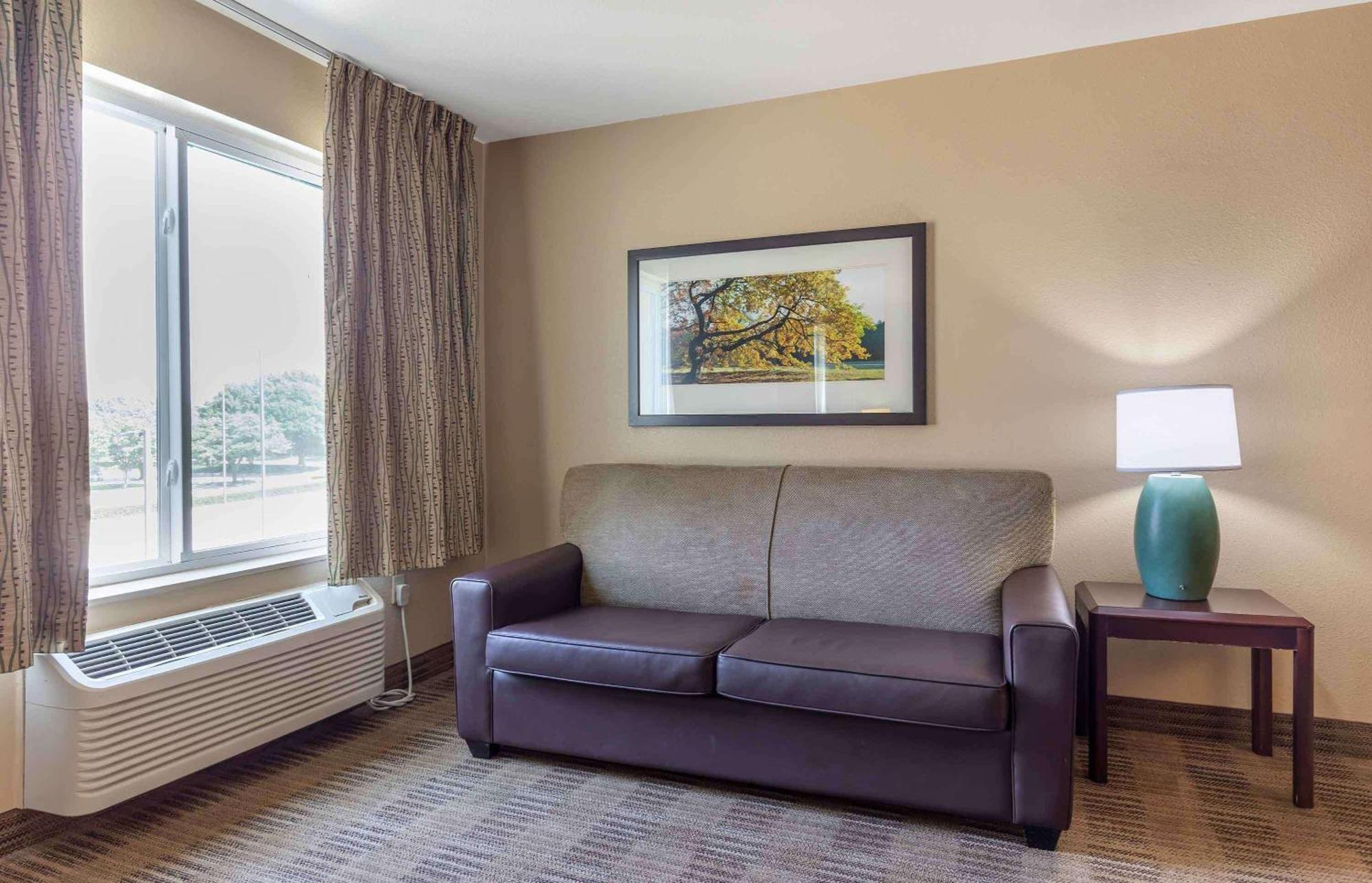 Extended Stay America Select Suites - Phoenix - Airport - E Oak St Екстериор снимка